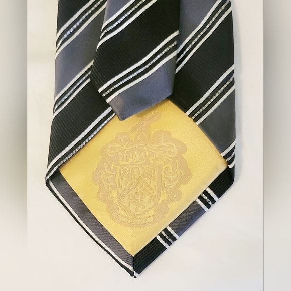 Donald J. Trump Signature Collection Gold Bar Vintage Black Stripe Silk Neck Tie - Picture 4 of 5